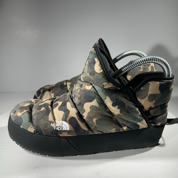 The North Face Kids Boys Size 3 Thermoball Traction Bootie Camo Camp Slippers NF - Picture 1 of 13